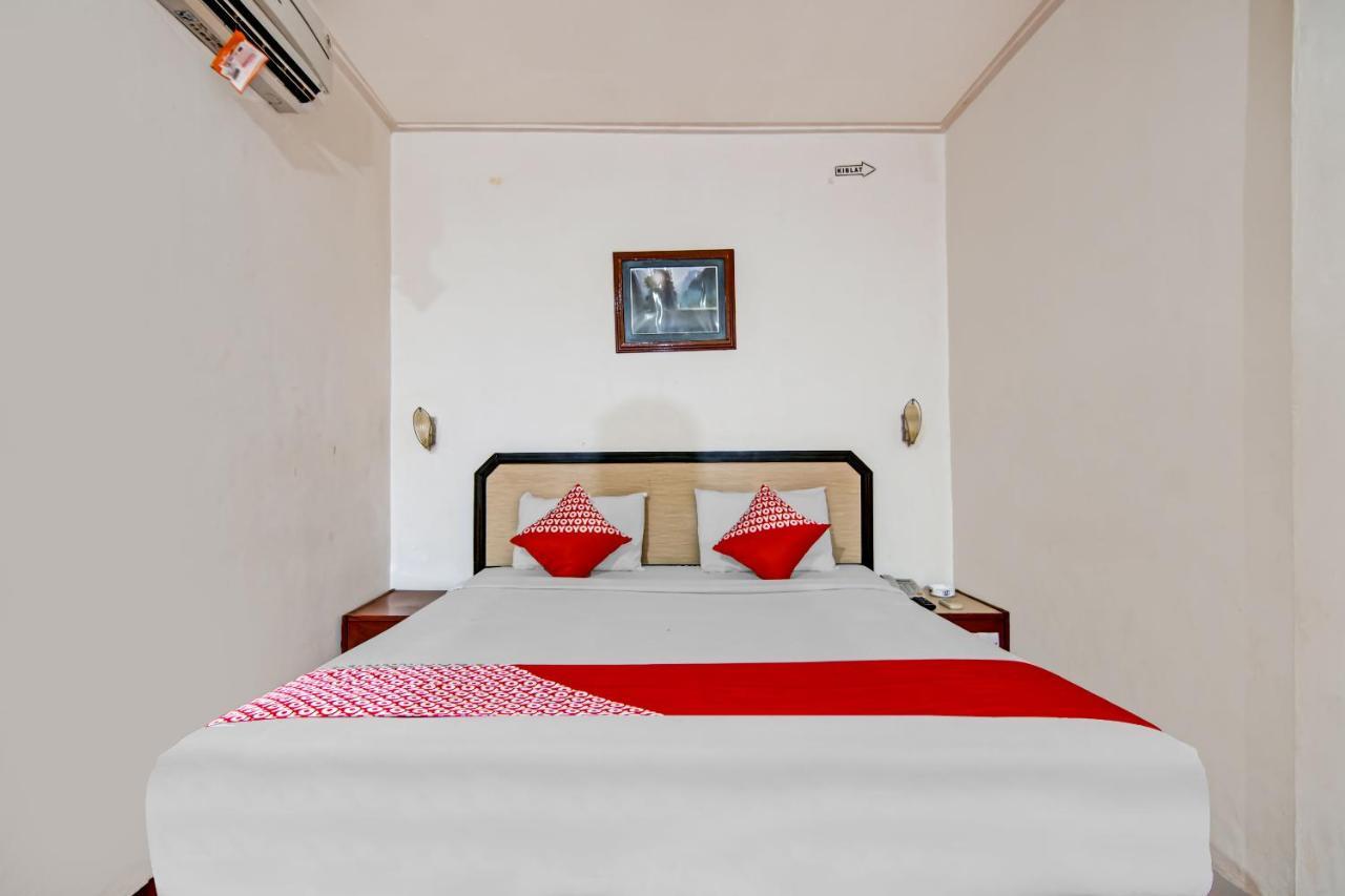 Oyo 90697 Hotel Wisata Dumai Exterior foto